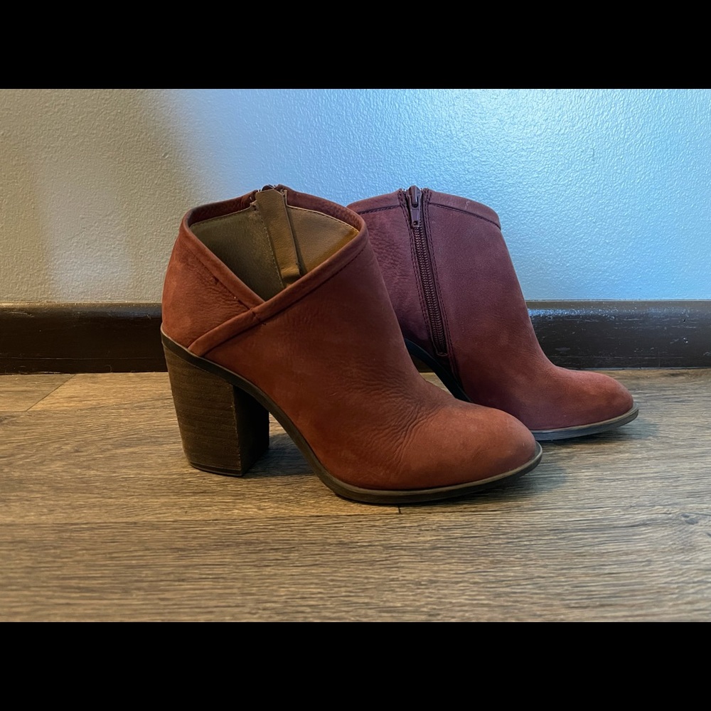 Lucky Brand booties